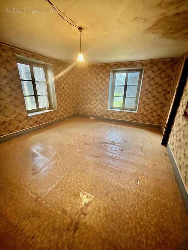 Maison à LUXEUIL-LES-BAINS