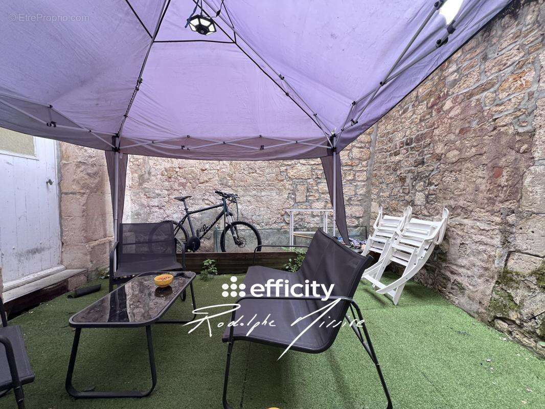 Appartement 163 m² à Niort  - photo 5