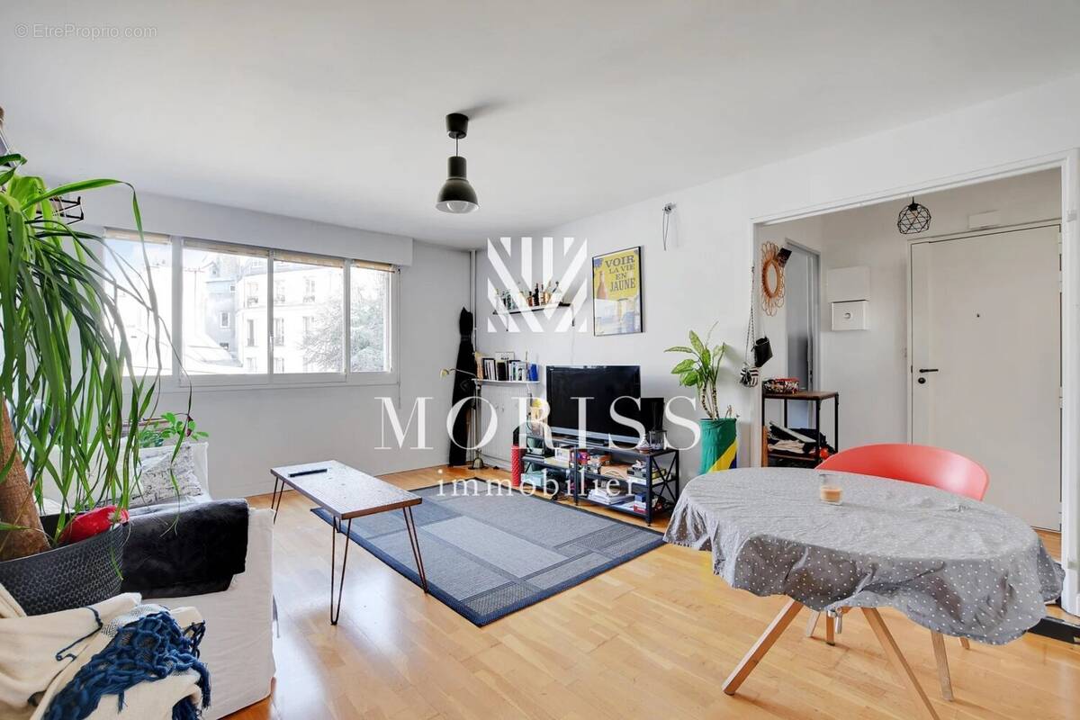 Appartement à PARIS-19E