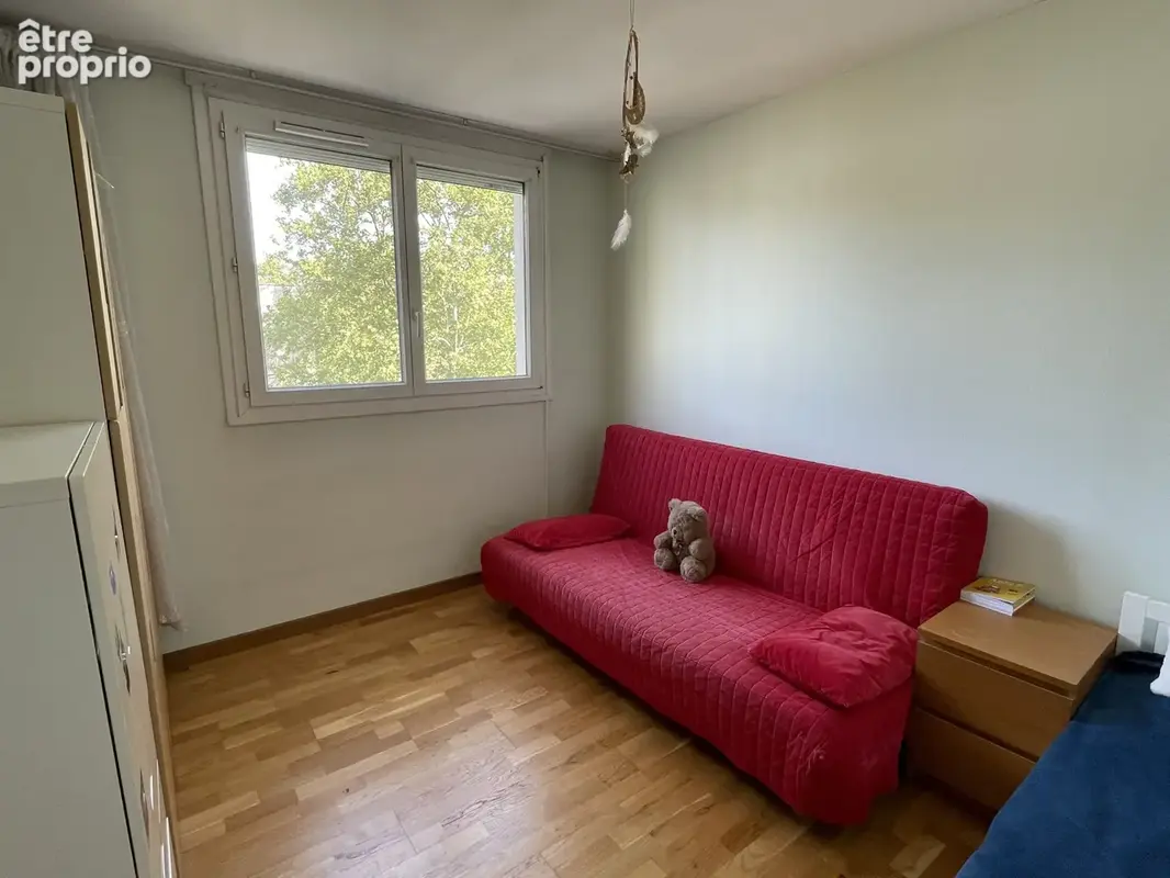 Tête d'Or - La Doua : T5 lumineux avec 3 ch., terrasse, 2 loggias et vue dégagée - photo 18