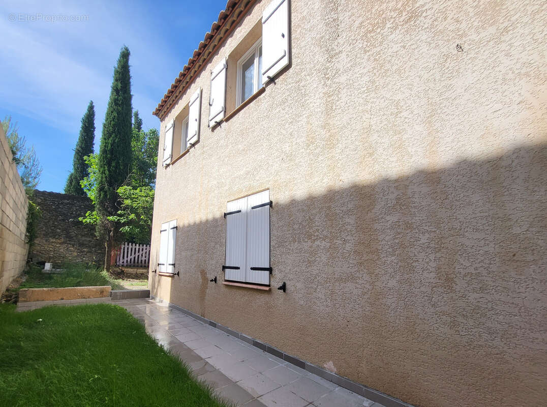 Maison à QUISSAC