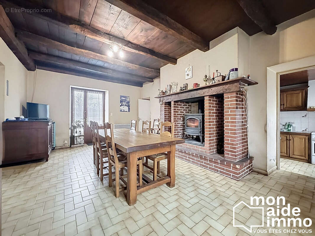 Maison à SAINT-JORY-DE-CHALAIS