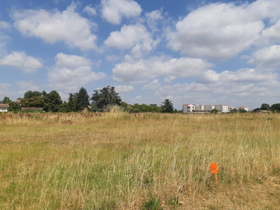 Terrain à GAGNAC-SUR-GARONNE
