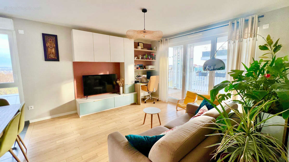 Appartement à RUEIL-MALMAISON