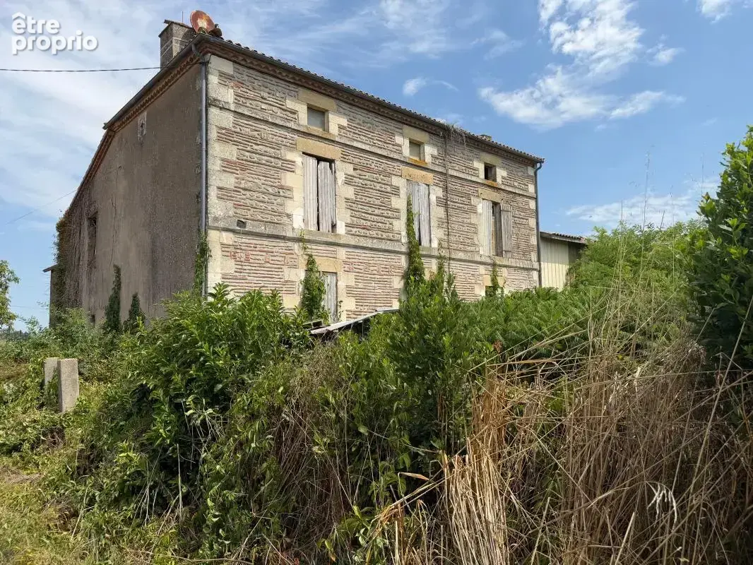 Maison À Vendre - photo 1