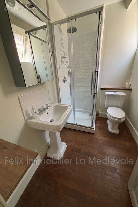 Appartement 69 m² à Sarlat-La-Caneda  - photo 2
