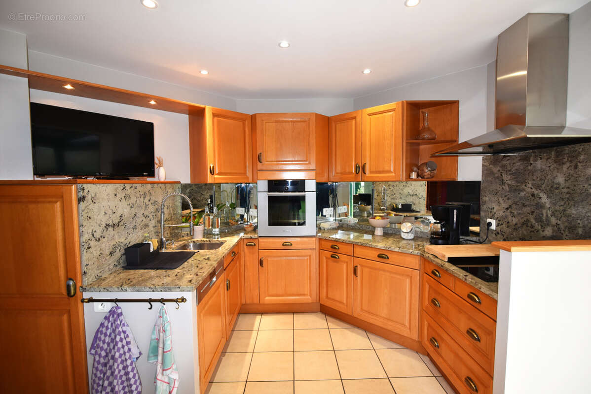 Maison à NOYERS-BOCAGE