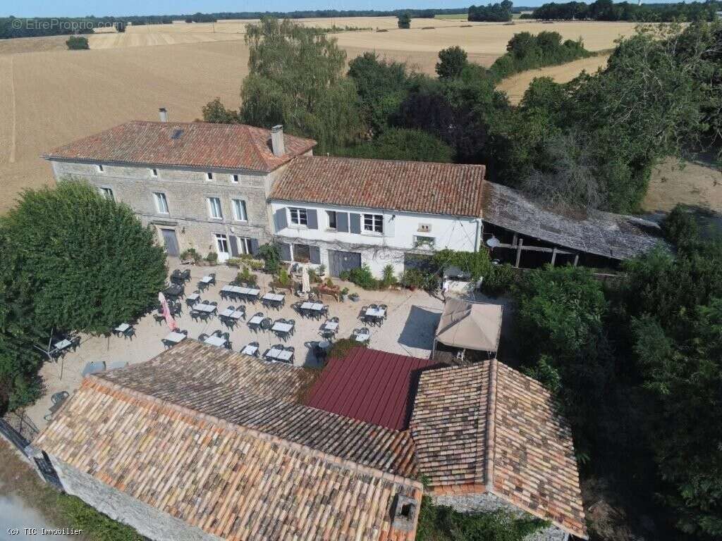 Propriété De Caractère Avec Fort Potentiel Touristique Et Commercial - photo 38