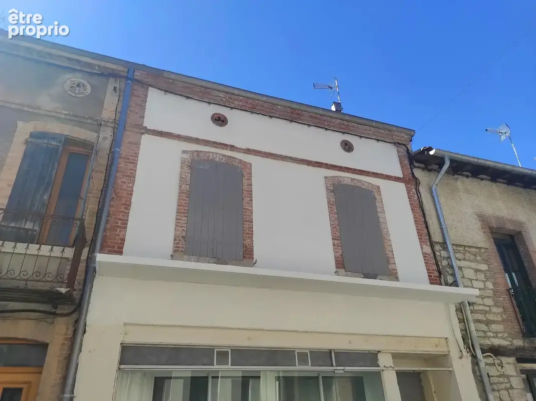 Appartement T4 - photo 2