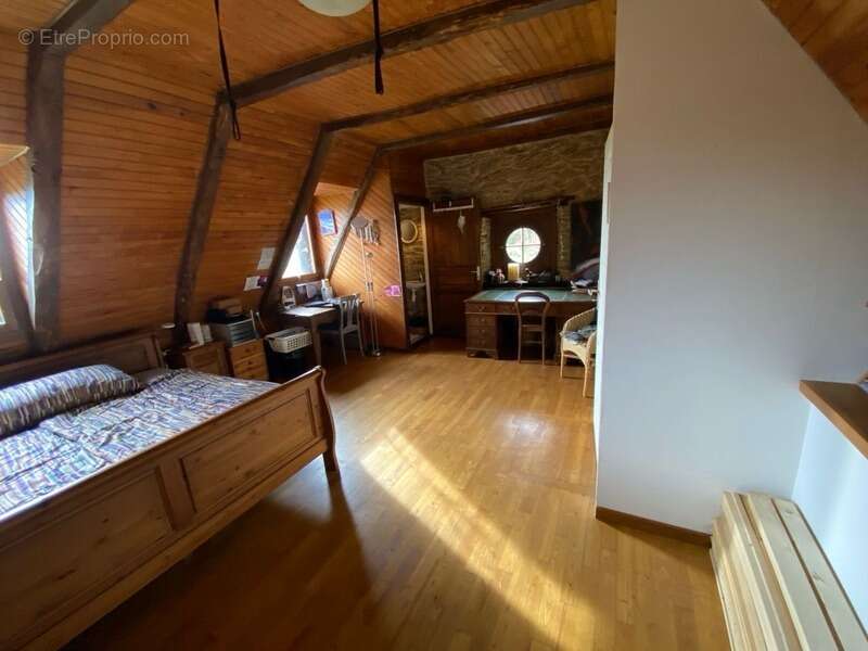 RARE:  Moulin auvergnat authentique au bord d'un ruisseau - photo 31