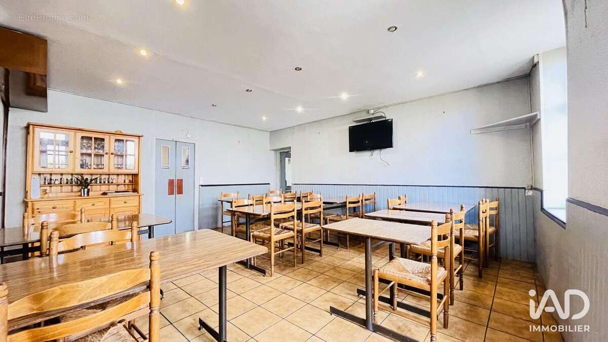 Photo 9 - Commerce à CHEPTAINVILLE