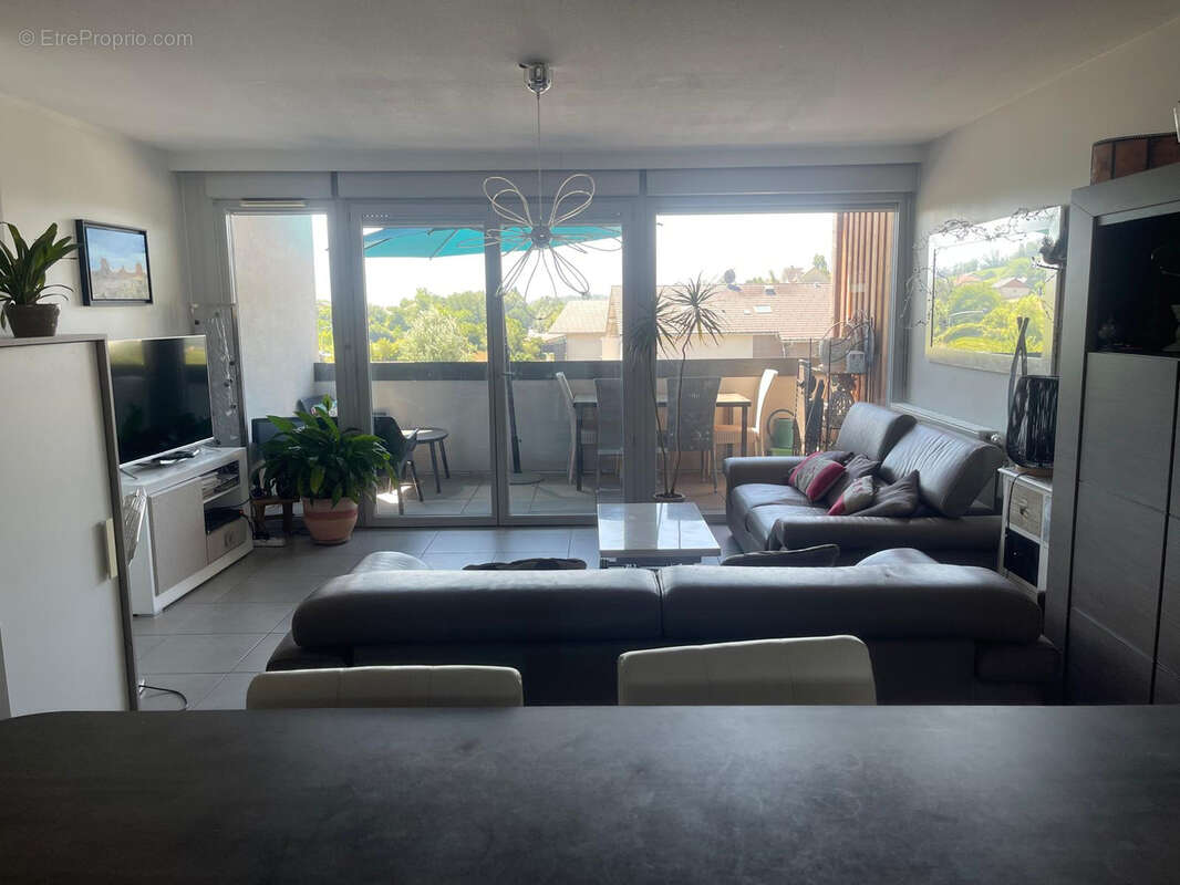 Appartement à SAINT-JEOIRE-PRIEURE