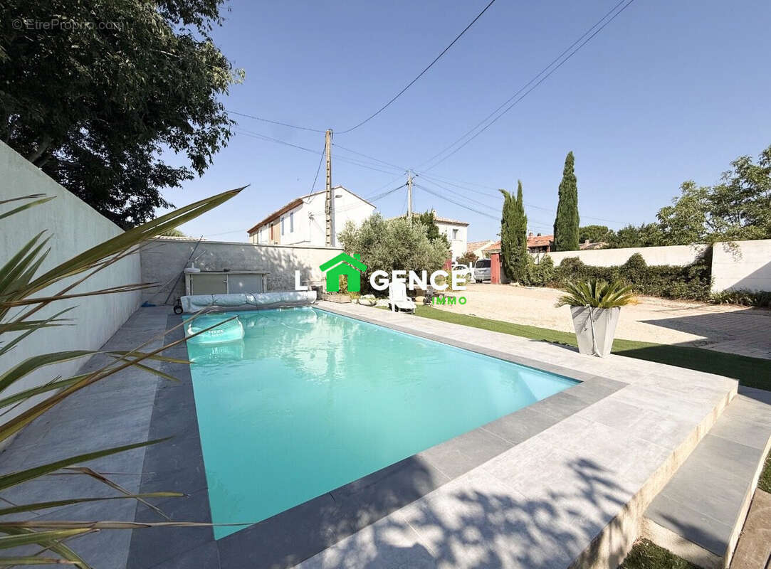Maison à MIRAMAS