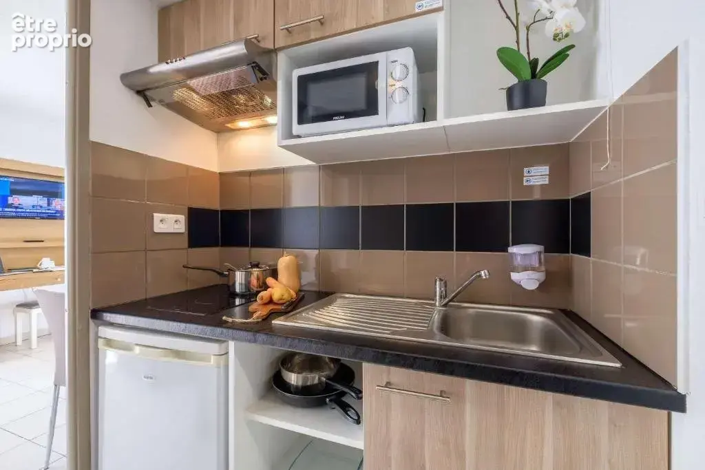 INVESTISSEMENT LOCATIF  Antibes  Résidence Etudiante Le Maestria  6.63 % de rentabilité - photo 4
