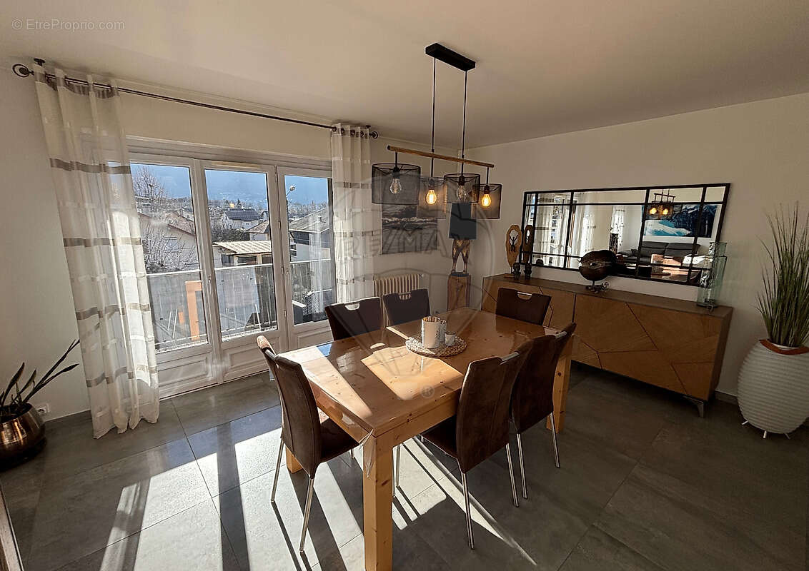 Appartement à CLUSES