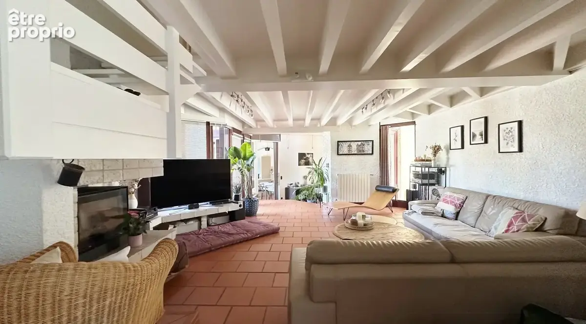 Villa d'architecte de type t7 de 188 m2 sur 2 hectares - photo 6