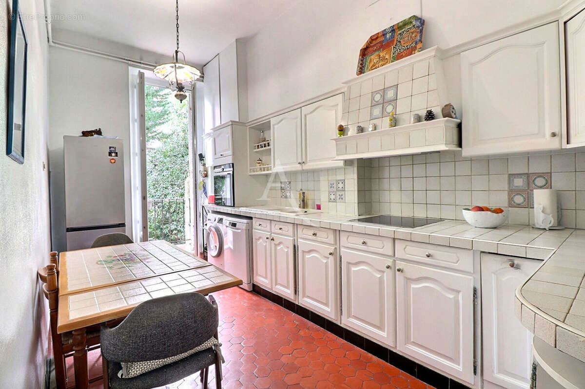 Appartement à MARSEILLE-8E