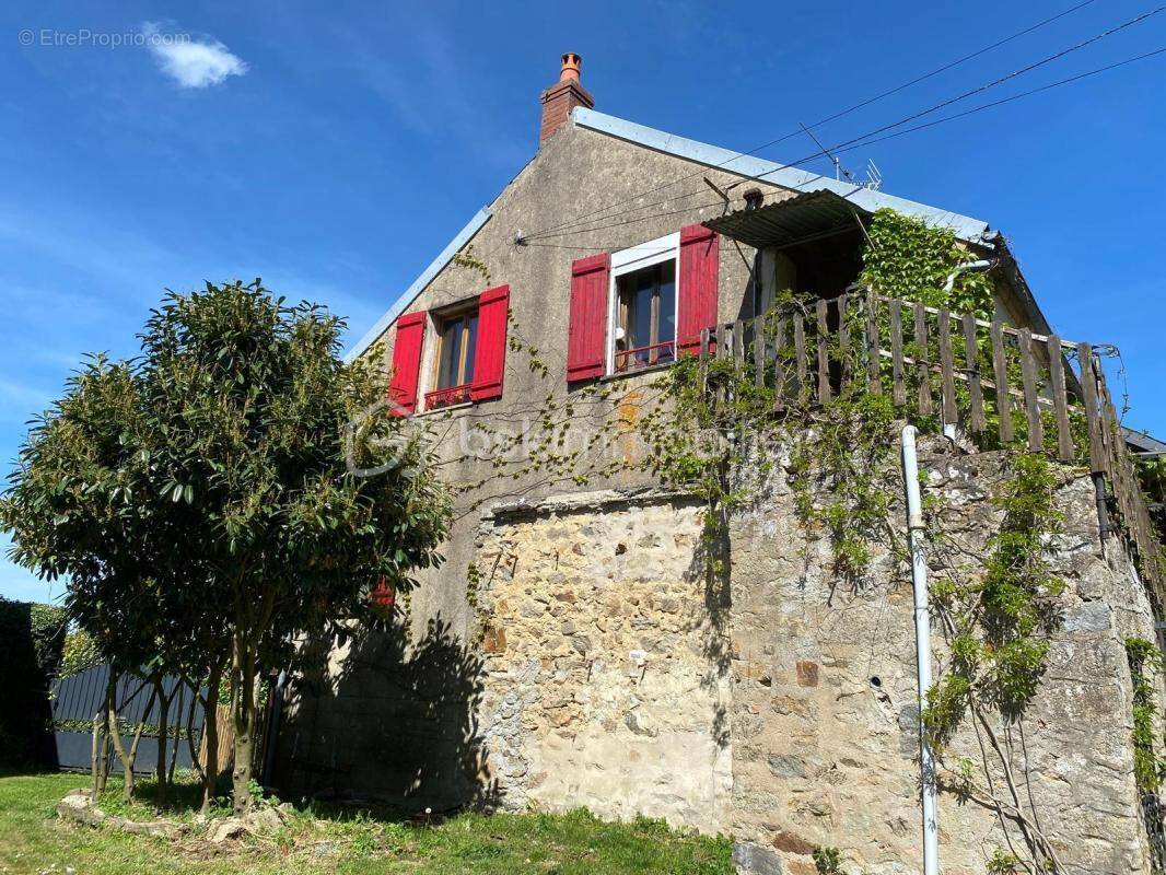 Maison à CHASTELLUX-SUR-CURE
