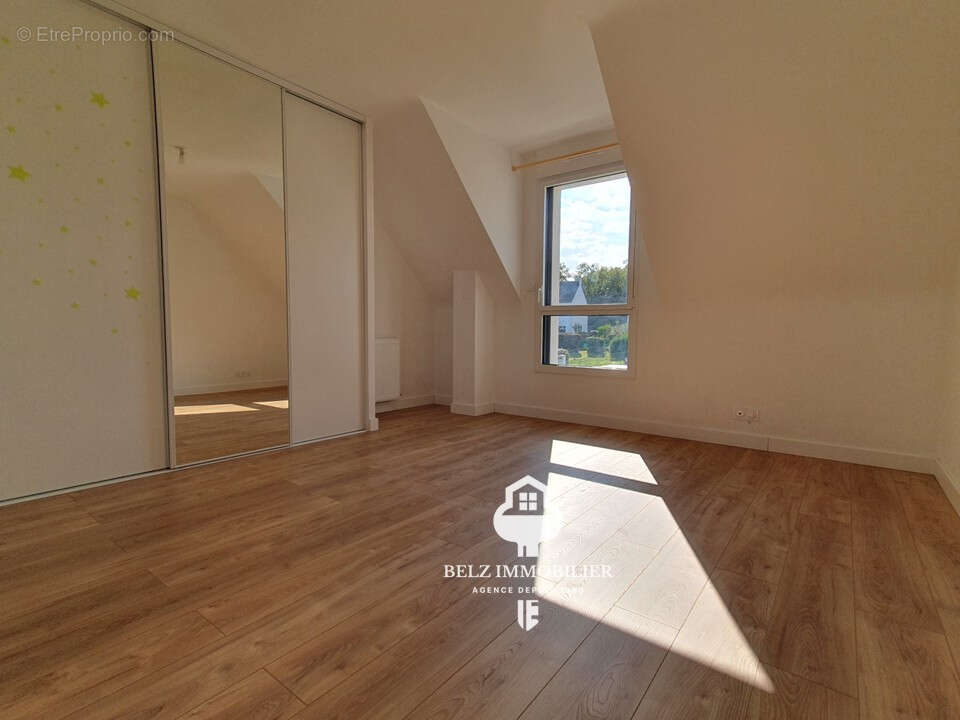 Maison à LOCOAL-MENDON