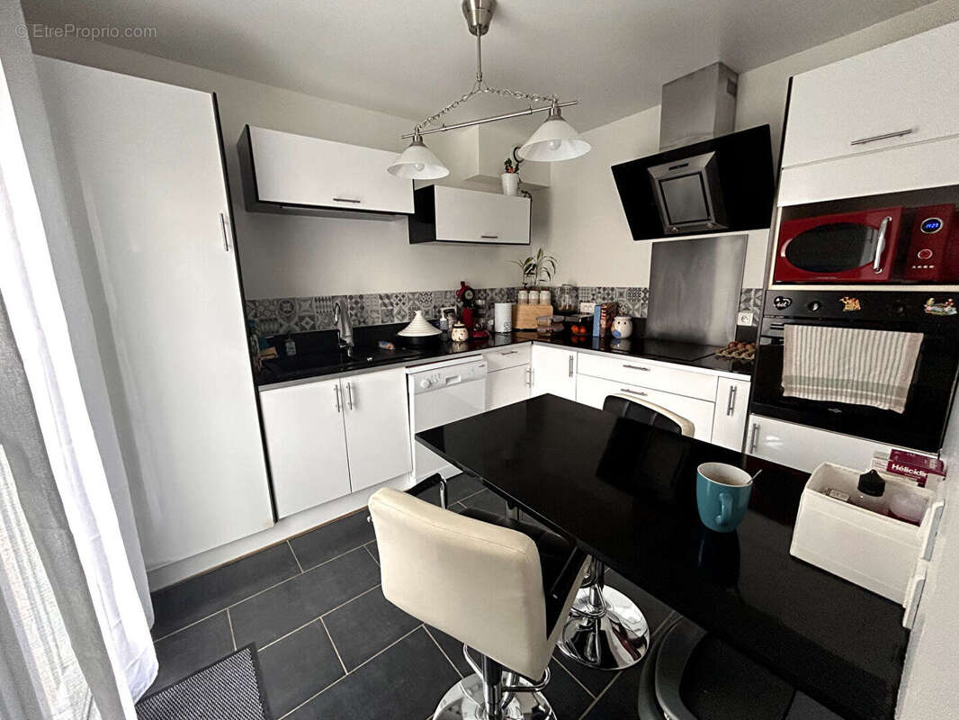 Maison à VAL-DE-REUIL