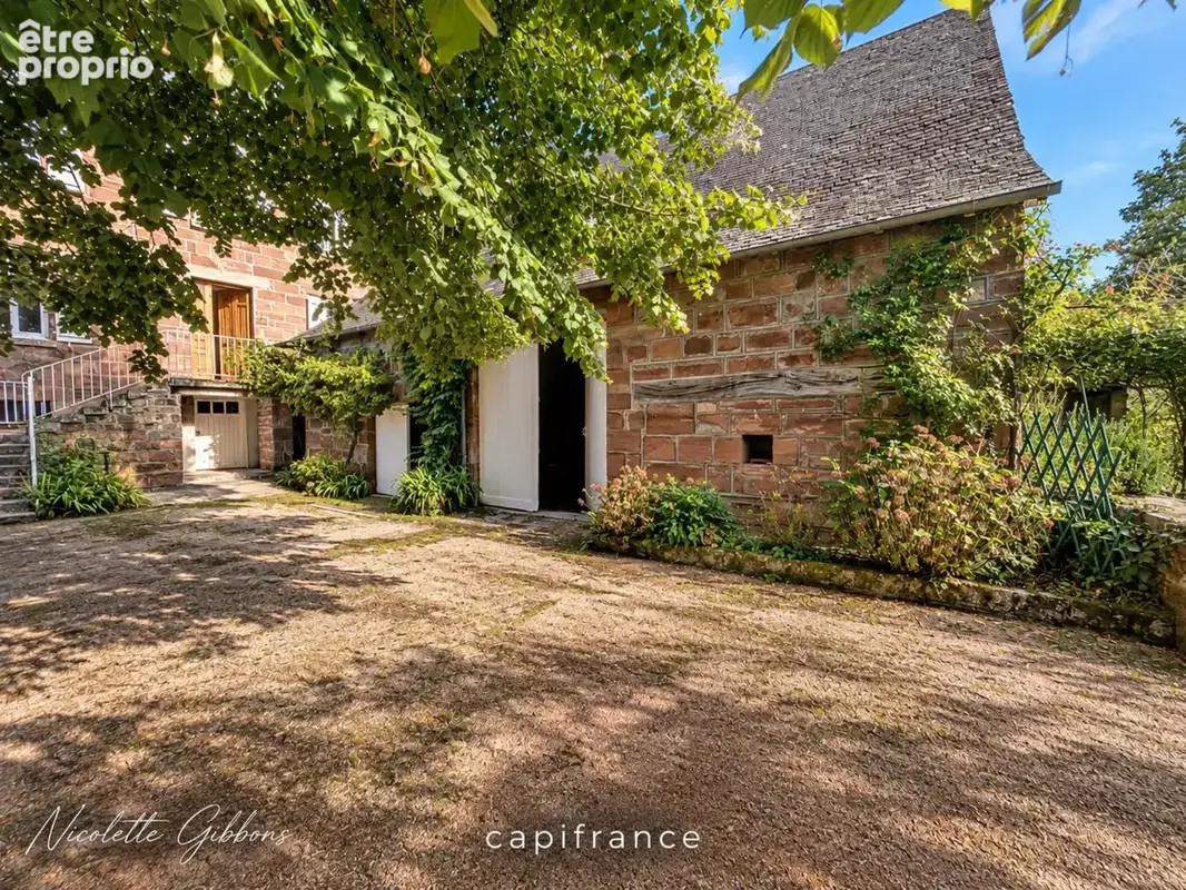 Ensemble de propriété - maison bourgeoise, deuxième logement/bureaux, grange, 1 hectare - photo 38