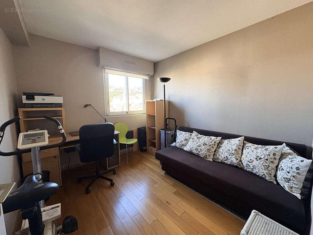 Appartement à MARSEILLE-9E