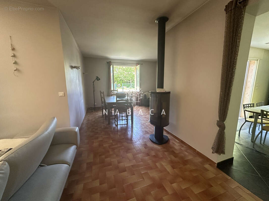 Maison à SAINT-VALLIER-DE-THIEY