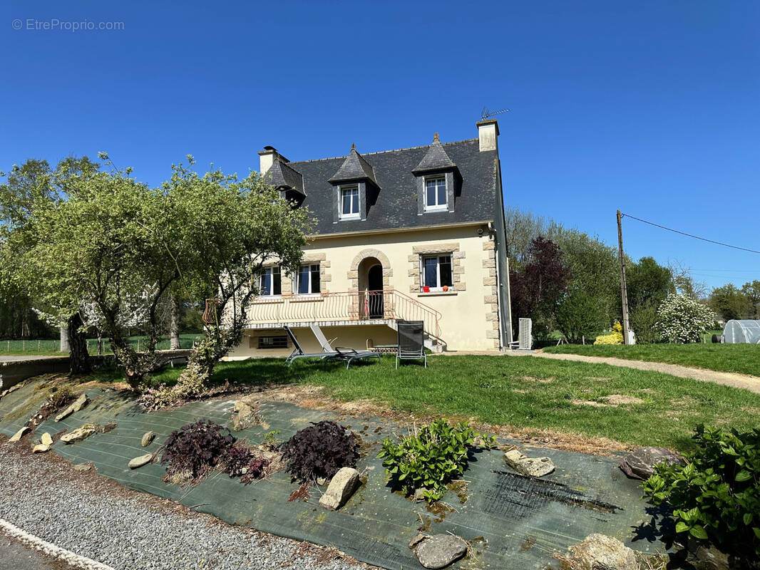 Maison à SAINT-POTAN