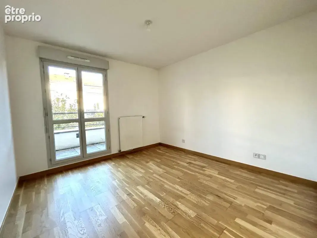Lyon 8 – t3  terrasse de 22 m² – résidence récente - photo 8