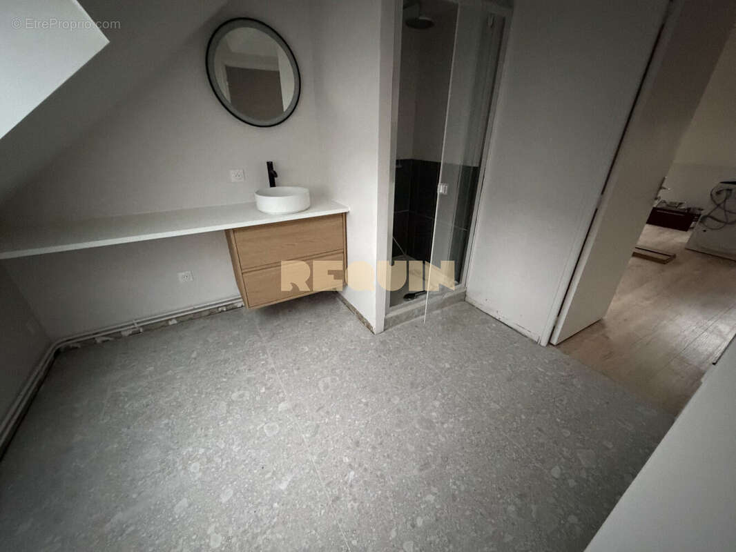 Appartement 25 m² à Lille  - photo 3