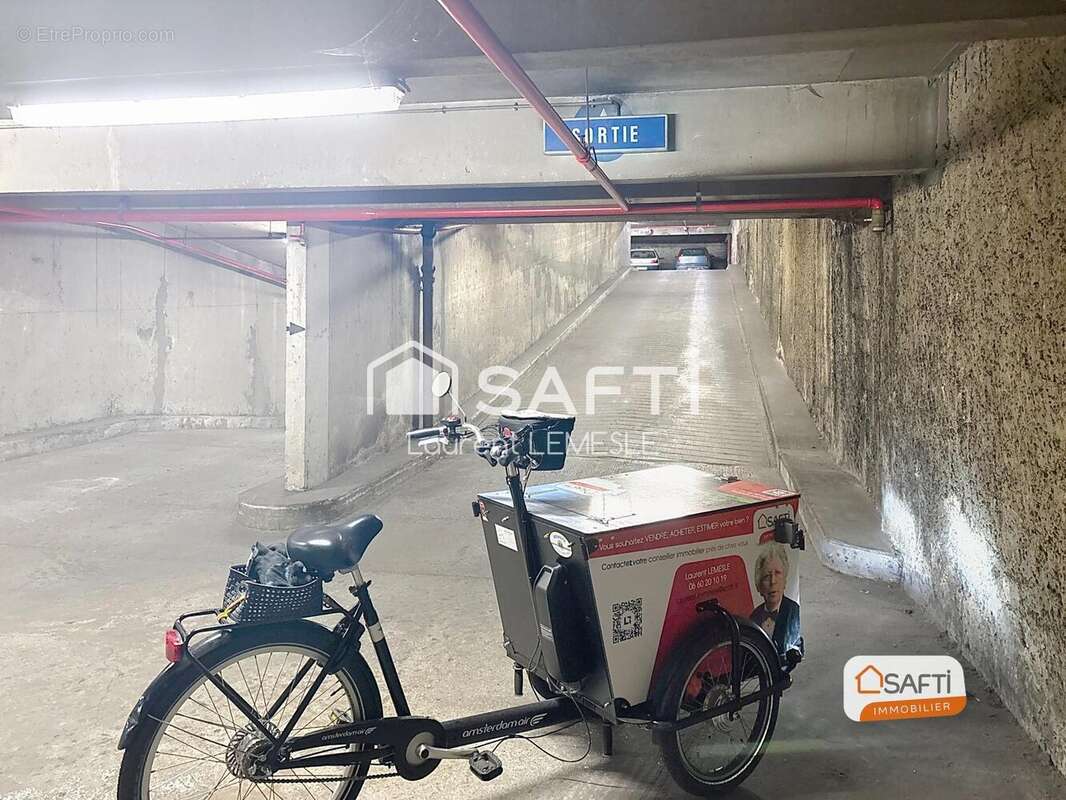Photo 9 - Parking à PARIS-19E