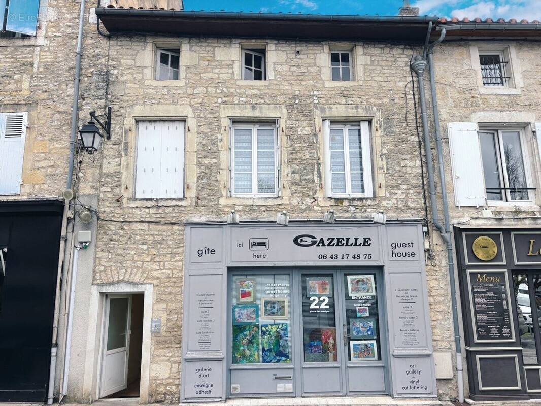 Maison à RUFFEC
