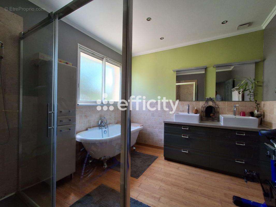 Maison 180 m² à Romilly-Sur-Andelle  - photo 8