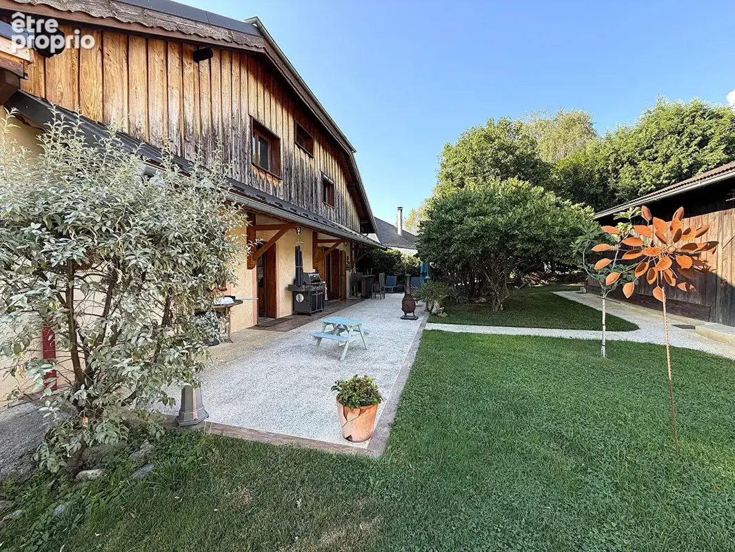 Maison Gilly Sur Isere 8 pièce(s) 231 m2 - photo 13