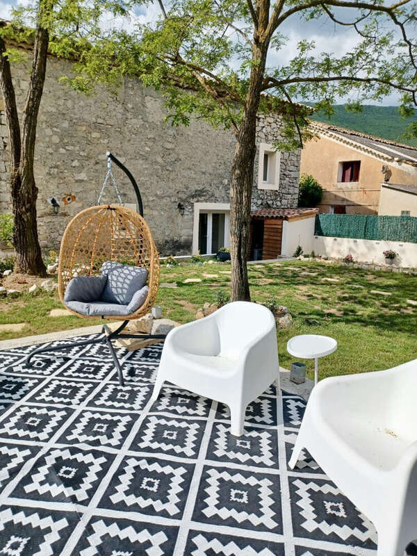 Maison à LES OMERGUES