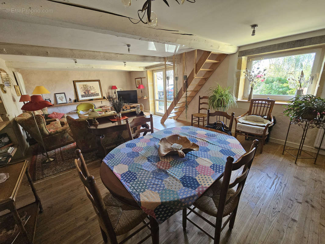 Maison à LIGNY-EN-BRIONNAIS