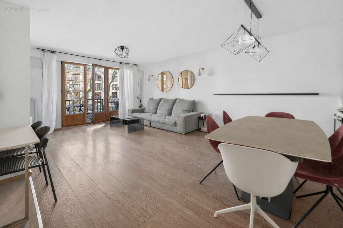 Appartement à PARIS-12E