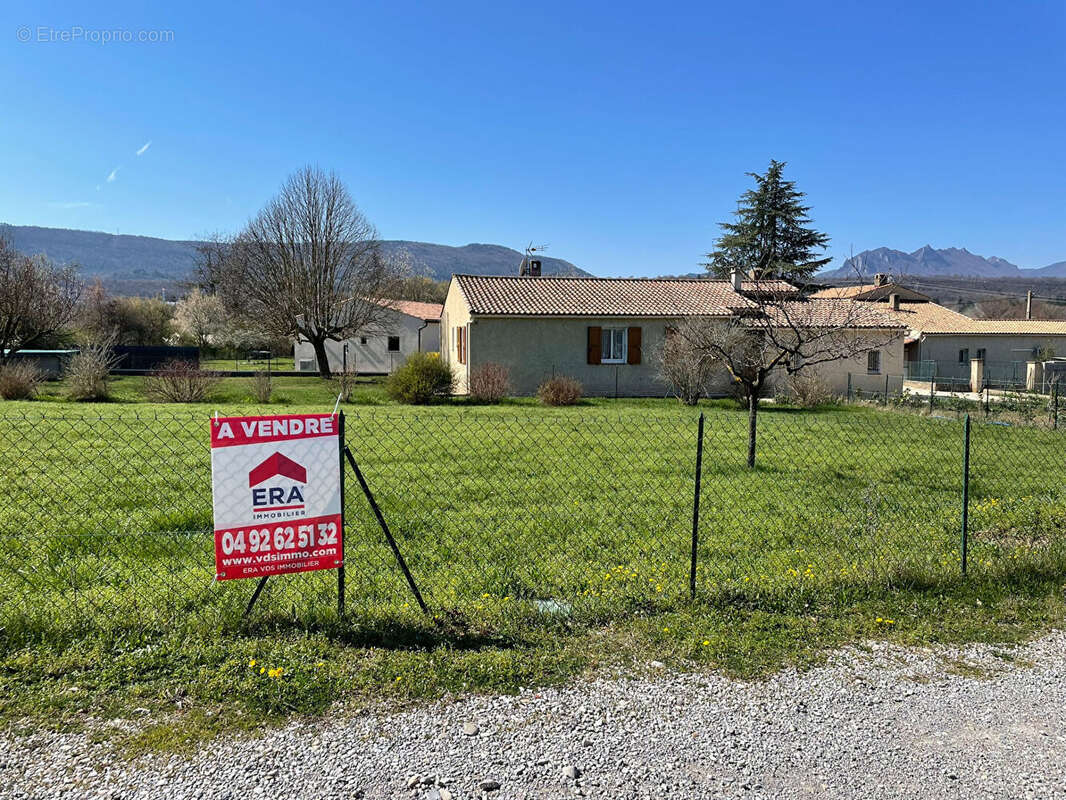 Terrain à SISTERON