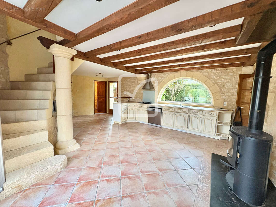 Maison à MONTIGNAC