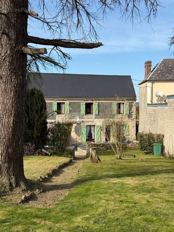 Maison à GRISY-LES-PLATRES