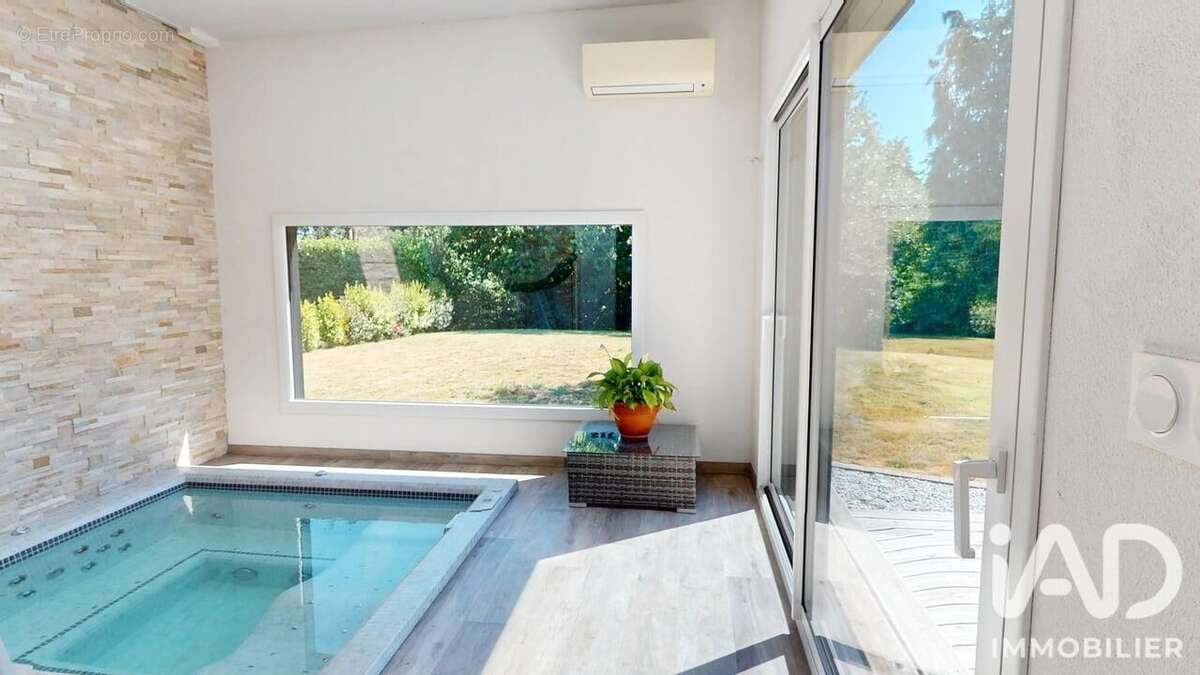 Maison 143 m² à Pleyben  - photo 4