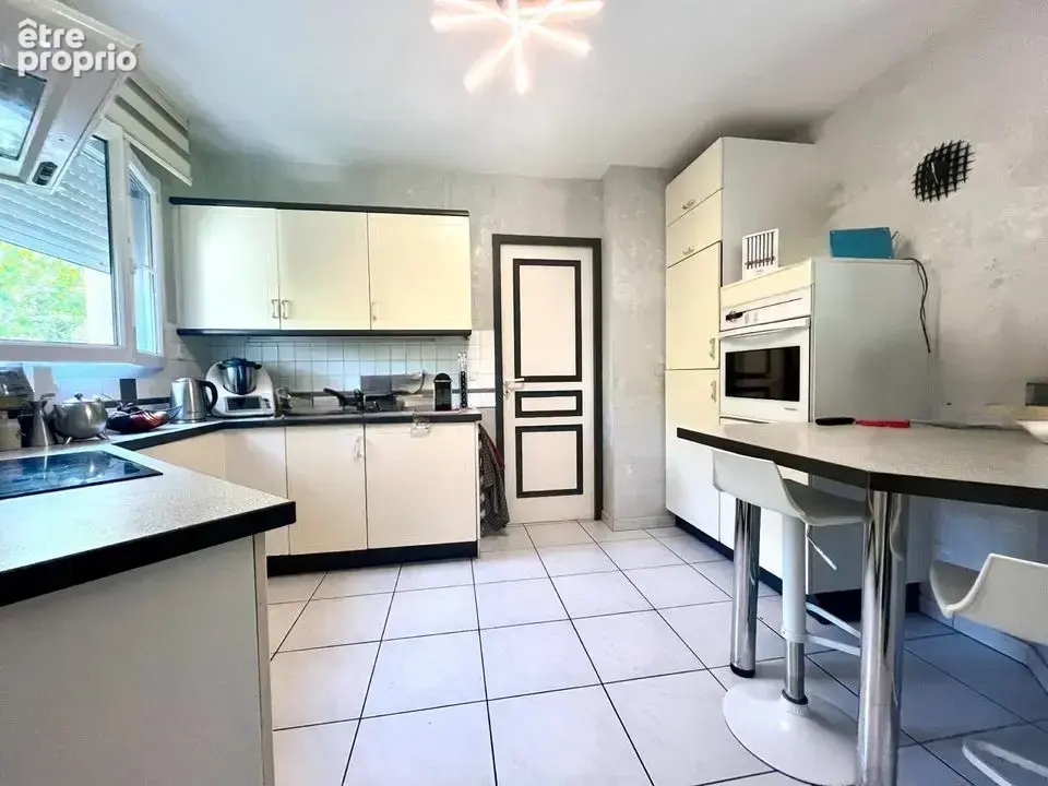 Maison 6 pièces 160 m² à vendre à Saint-Cergues (74140) - photo 7