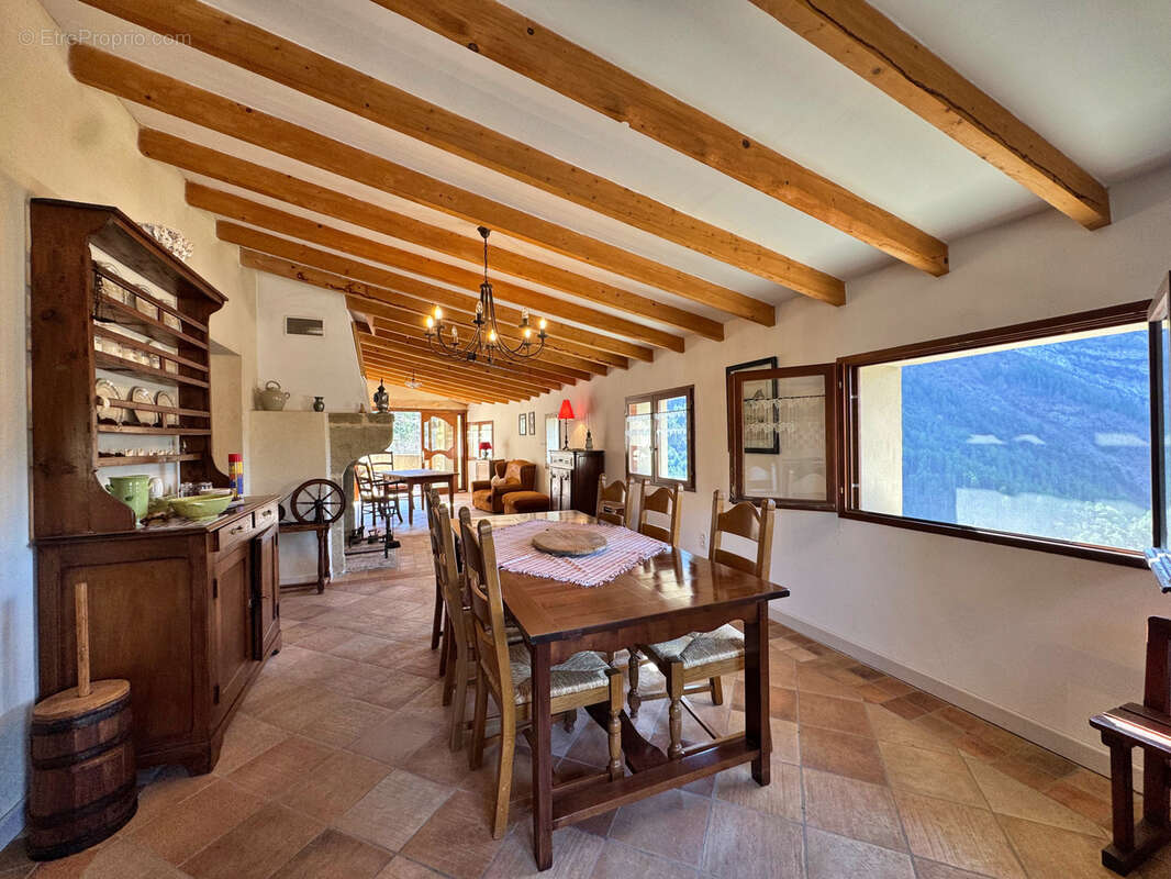 Maison à RIMON-ET-SAVEL