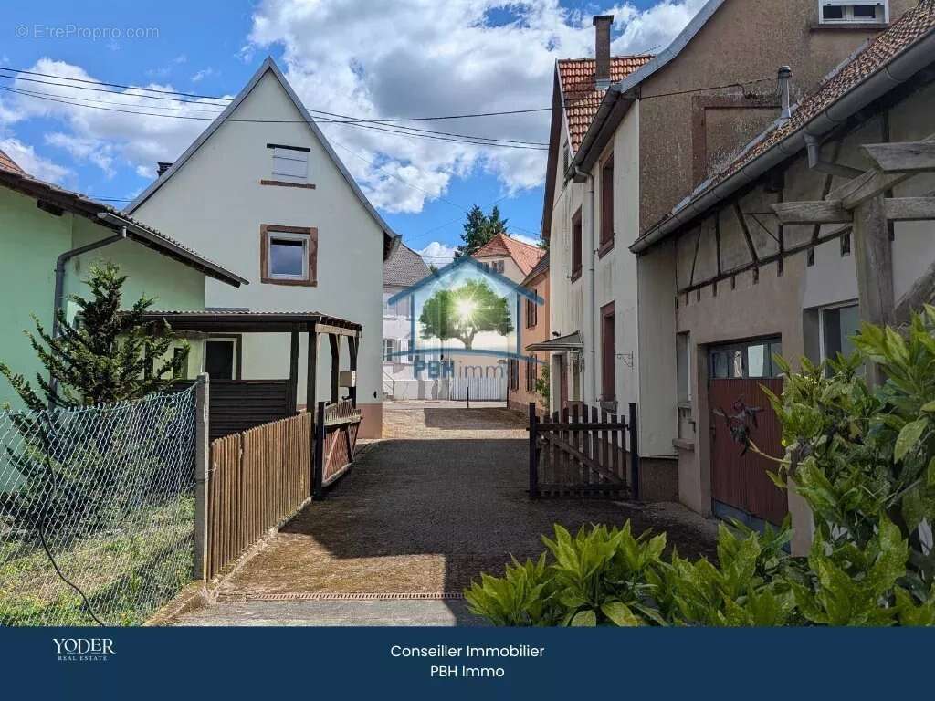 Appartement à UBERACH