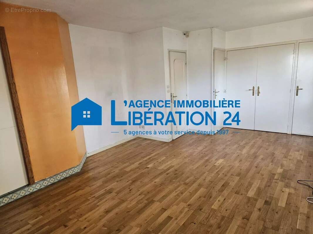 Villa plain pied 193m² avec terrain plat 1457m² - photo 13