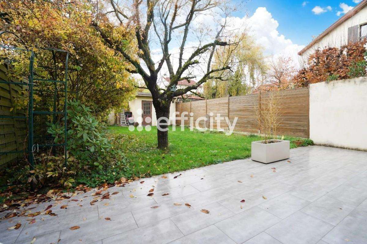 Maison à L&#039;HAY-LES-ROSES