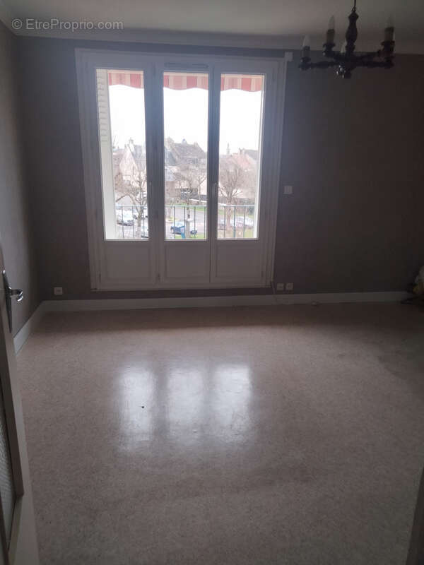 Appartement à DECIZE