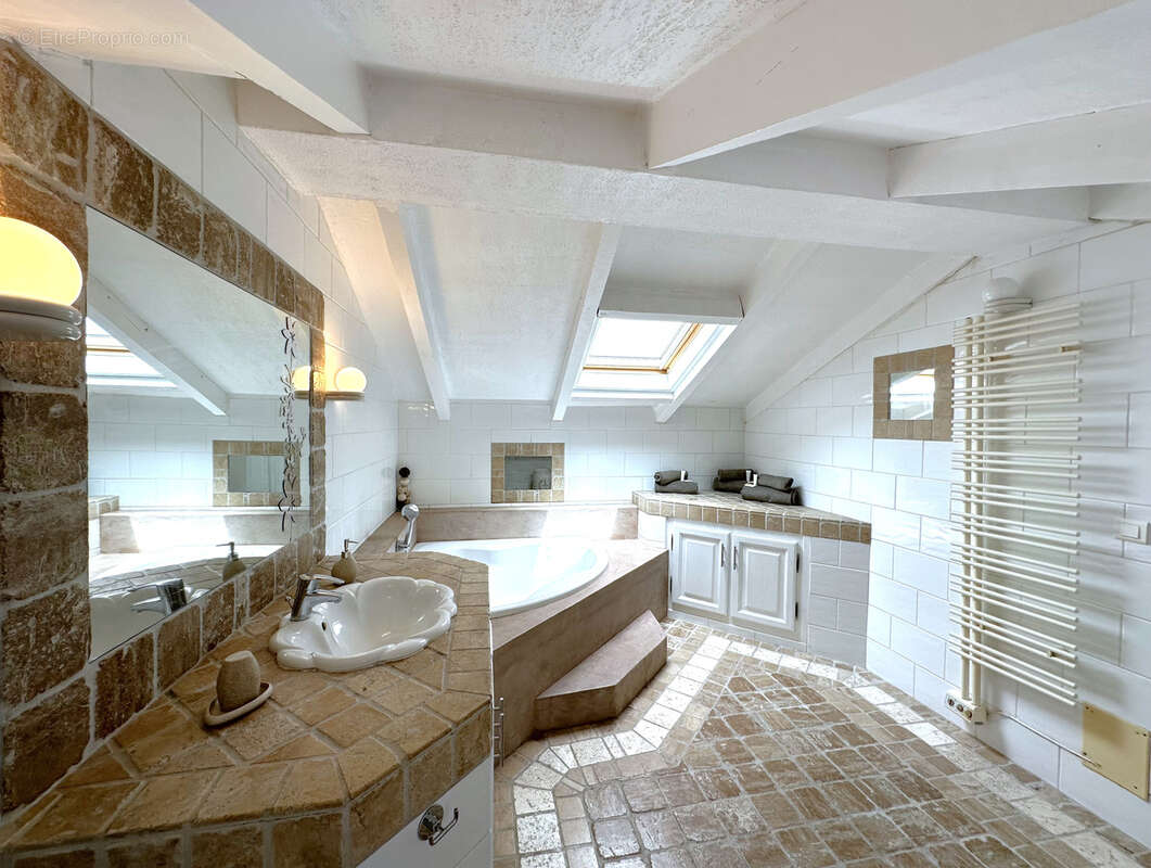 Appartement à SARI-SOLENZARA