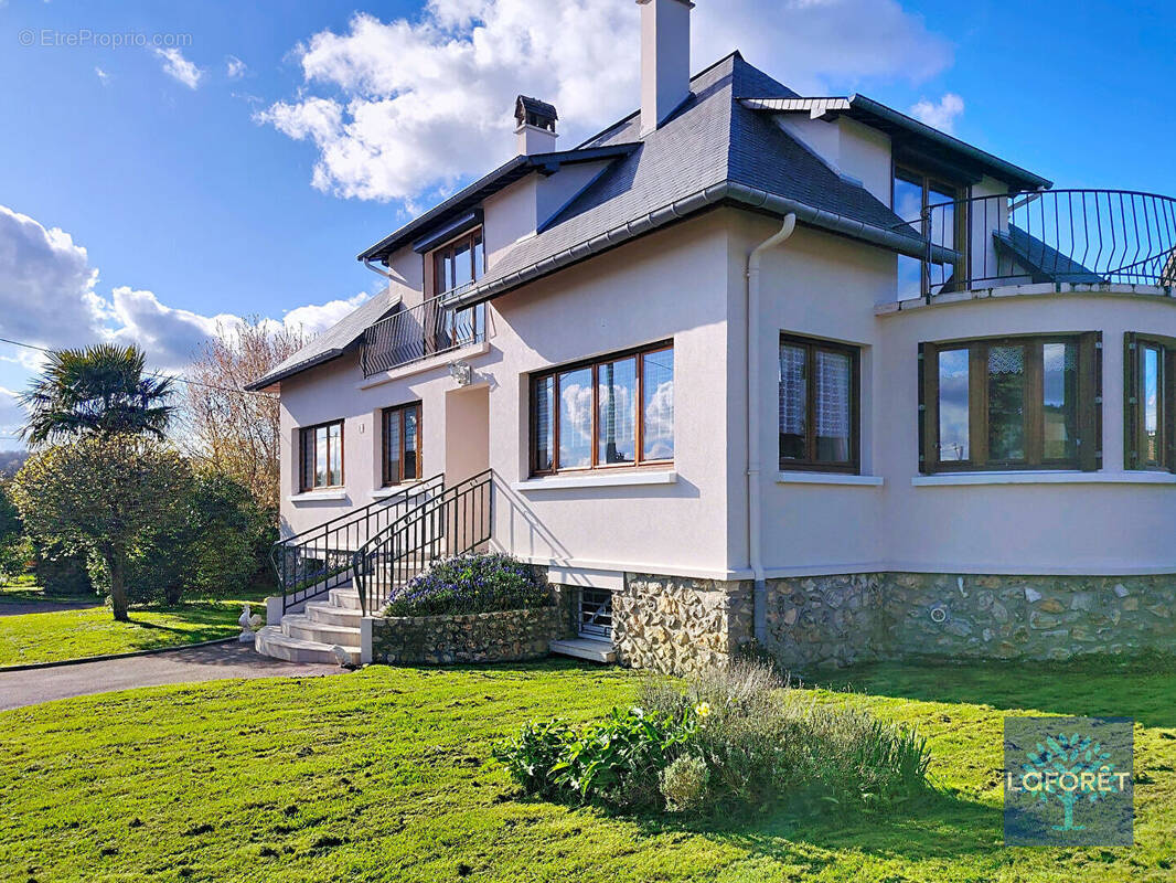 Maison à MONTFORT-SUR-RISLE