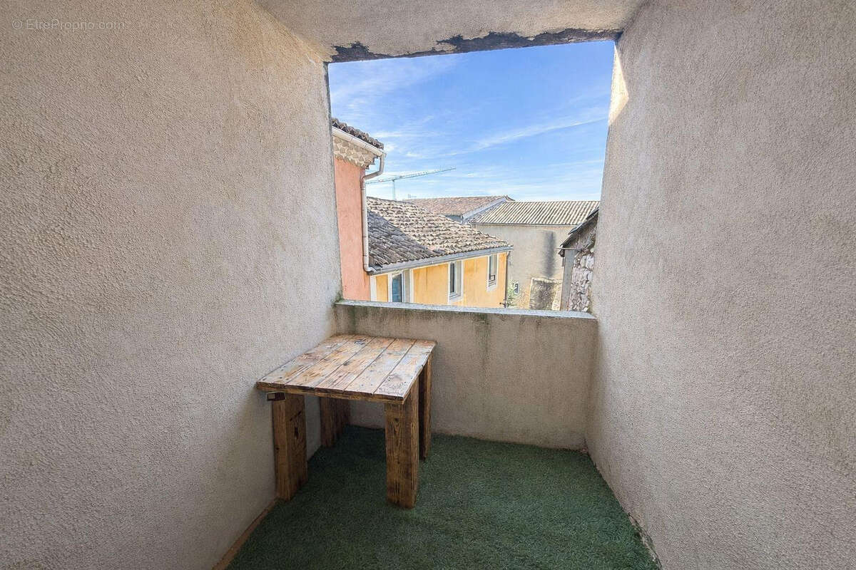 Appartement à CHATEAUNEUF-DU-RHONE